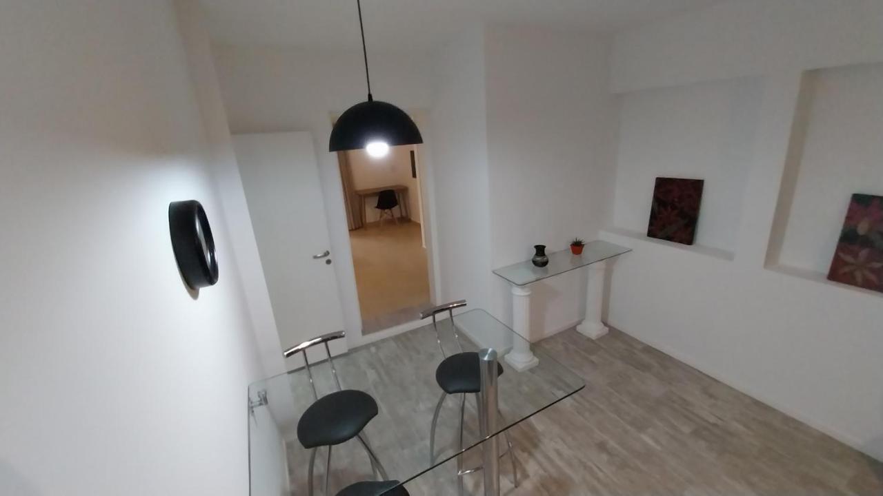 Apartamento Departamento Con Desayuno Y Estacionamiento Excelente Ubicacion Bingo Adrogue Airport Ezeiza *