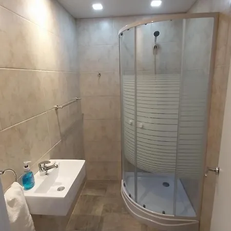 Adrogue Apartment Ezeiza Airport Shuttle 24Hs Burzaco Exterior photo