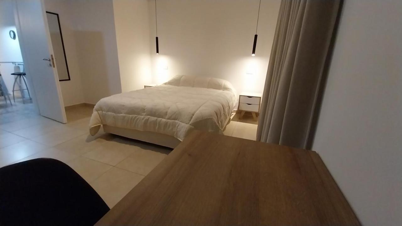 Apartment Adrogue Ezeiza Airport Shuttle 24hs