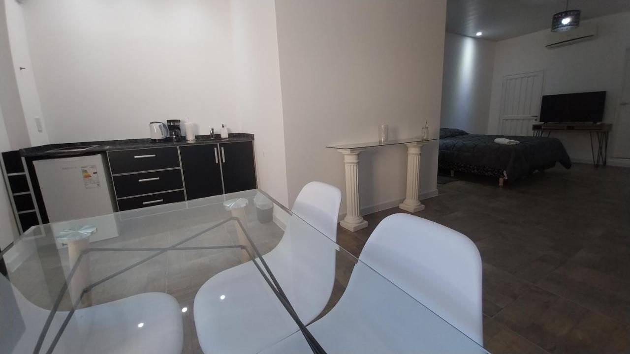Apartment Adrogue Ezeiza Airport Shuttle 24hs